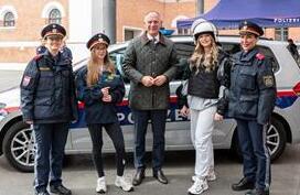 Spannender Girls Day bei der Wiener Polizei