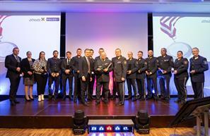 Sicherheitsverdienstpreise feierlich übergeben