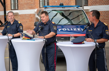 Innenministerium testet TASER und Lichtmodul für den Streifendienst